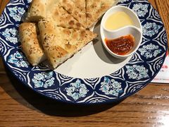 新疆烤馕-阿罗新疆菜(人民广场店)