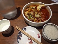 -渝是乎酸菜鱼(龙旗购物中心店)