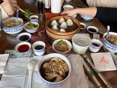 -笑来喜馄饨小笼工坊店(湖滨街店)