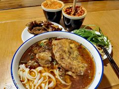 -矮子粉店1985·长沙米粉(湘春路店)