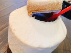 椰子-盒马鲜生(文景博乐里购物广场店)