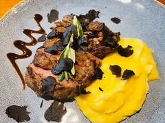 -JINNS锦时 steak&pizza(浸信会礼拜堂旧址店)