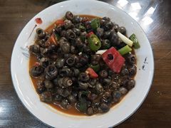 酱爆螺丝-芦茨金富饭庄·25年老字号·专做稻草鸡