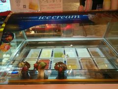 -TOUCH泰奇(奉贤宝龙城市广场店)
