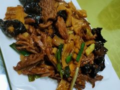 爆炒腰花-春水锅贴·传统鲁菜(大明湖店)