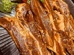 -青古韩式炭火烤肉店
