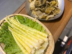 -由衷贵州酸汤牛肉火锅(新桥店)