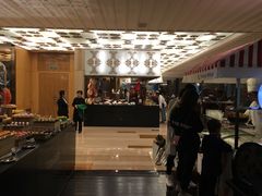 -圣丰索菲特·2 On 988 Café 自助餐厅