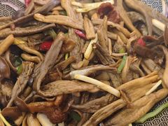 -鲁南仔·滕州炒鸡(经三路店)