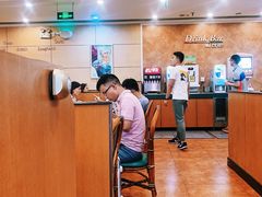 -萨莉亚意式餐厅(龙阳广场店)