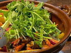 -胡须佬鸡煲四季火锅(海雅缤纷城店)