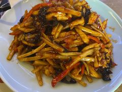 鱼香肉丝-爱妻鱼•老体北重庆水煮鱼•川菜(白云路店)