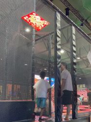 -飞吧潮玩运动蹦床游乐场