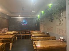 -万记麻辣烫国展总店