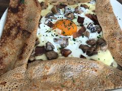 鸡蛋蘑菇熏肉荞麦可丽饼-RAC BAR(安福路店)