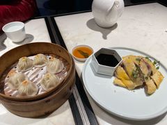 蟹粉小笼包-绿波廊(豫园店)