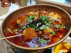 -成都你六姐·牛肉冒菜(上海环宇荟店)