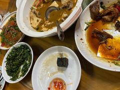 -芦茨金富饭庄·25年老字号·专做稻草鸡