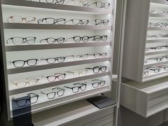 -目艮眼镜SHOWROOM(品牌集合店)