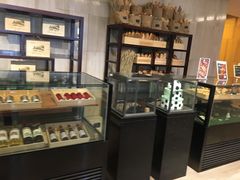 -天津梅江中心皇冠假日酒店