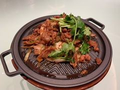 葱爆羊肉-悦融琥珀·京鲁菜·海味珍品(西单店)