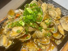 -宫老四·上品烧烤酒店(汉东路店)