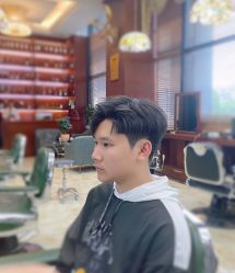 -尼特斯男士发型馆