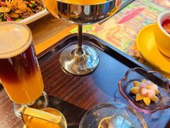 -月亮眼花园餐厅书吧酒吧