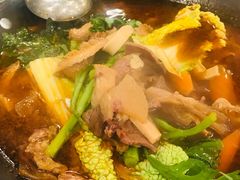-霄汉牛三鲜湖北砂锅菜(万松园2店)