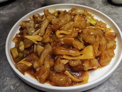 葱烧蹄筋-闫府私房菜·百年鲁菜(恒隆店)
