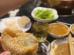 -楼外楼大刀肉传统火锅(西安大路店)