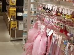 -名创优品(北京新中关购物中心地铁层店)