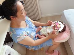 -秋歌护理·月嫂·育儿嫂(浦东医院店)