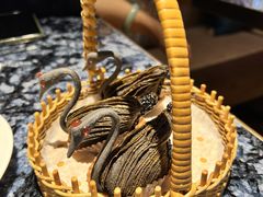 黑天鹅榴莲酥-新雅(丰盛里店)