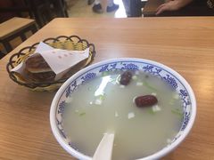 -大耳公曹氏驴肉包子铺(三八店)