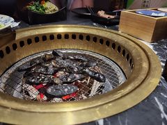 -山川小町·极番烧肉(新地假日广场店)