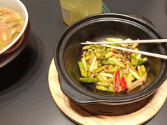 -忆江南·临江鱼馆