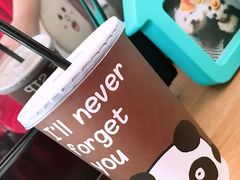 -熊猫一间店欧式奶茶铺
