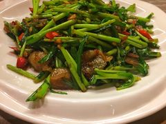 藜蒿腊肉-小辉哥大排档(船山路总店)