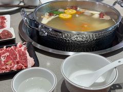 -四点金粥底火锅(沂州里店)