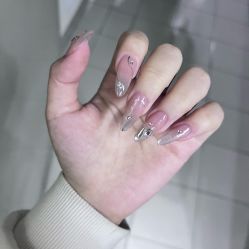 -晨·艺美甲美睫
