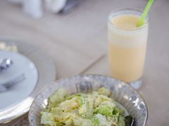 -Lake Shore Hotel & Restaurant
