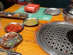 -唯成•韩国炭火烤肉 유성고기