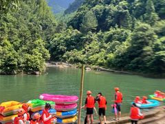 -安吉龙王山峡谷漂流