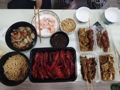 -巴厘龙虾·榜首油焖大虾(音乐学院·沿江酒馆店)