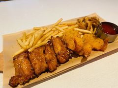 -必胜客(大宁路店)