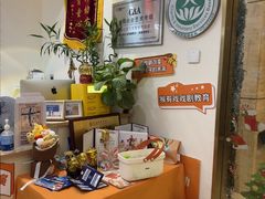-猴有戏教育戏剧·音乐剧·主持口才·演讲朗诵辩论(环球港华师大校区)