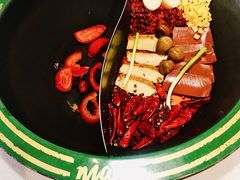 番茄鸳鸯锅底-有拈头成都市井火锅(老门东店)