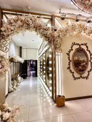 -花嫁丽舍婚礼殿堂(世博江景店)