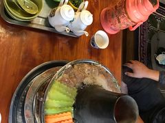 -嘎咓讓咘藏餐厅(团结新村店)